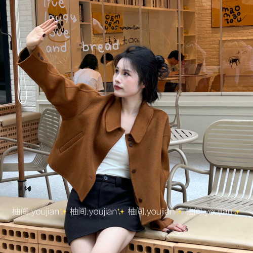 馨菲x冬上新复古风翻领修身短款羊毛外套（含100羊毛）1122