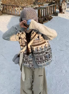 馨菲上新费尔岛毛绒叠穿百搭宽松休闲立领马甲（含100羊毛）89966