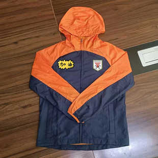 2024赛季新款山东泰山风雨衣连帽服球员外套防风雨长袖训练服球衣