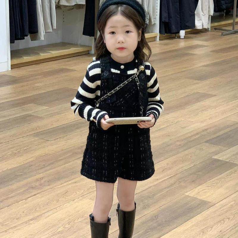 韩国童装2025秋冬新款黑色细闪粗花呢背带短裤女童条纹针织开衫潮
