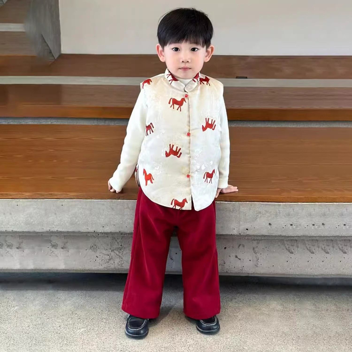 新中式男童26冬季新年战袍杏色锦缎提花旗袍马甲儿童国风立领背心,童装/婴儿装/亲子装,套装,淘宝优惠券,粉丝福利购,淘宝优惠卷