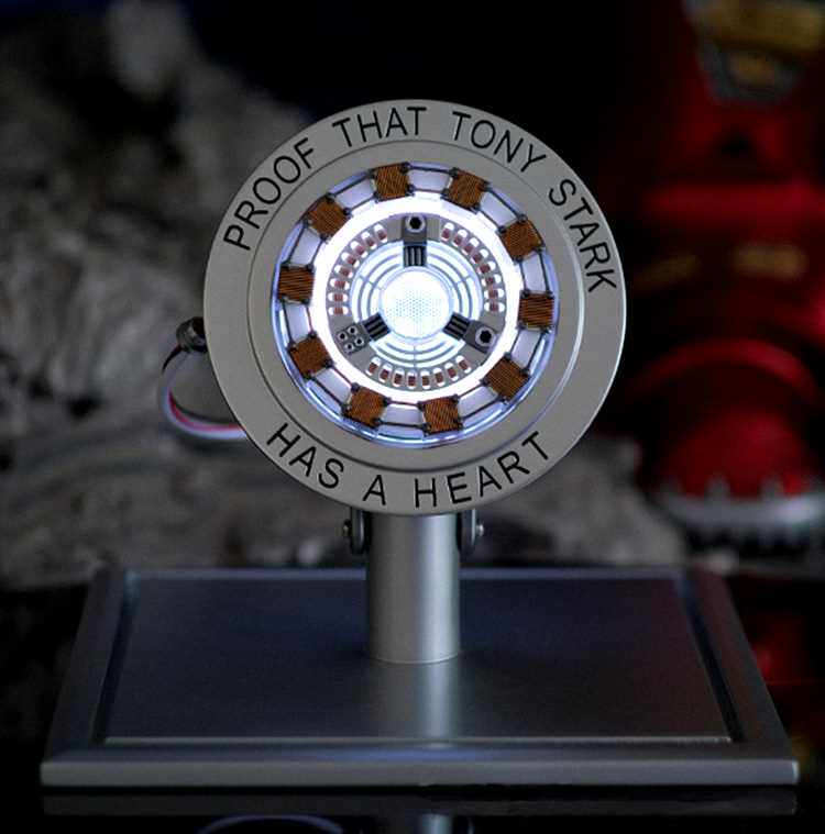 新款复联钢铁侠合金反应堆模型mk2二代心脏胸灯diy拼装手办珍藏摆