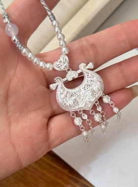 足银990百合流苏吊坠新中式纯银银锁平安锁长命富贵项链璎珞锁