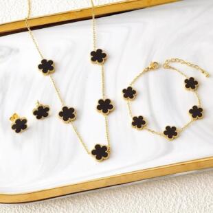 3Pcs 18k Gold-Plated Five-Leaf Flower Necklace Earrings Brac
