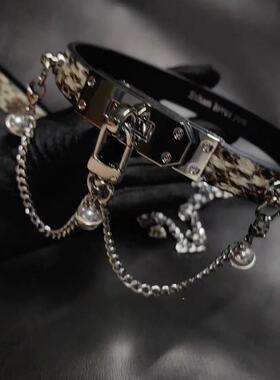 Y2K蛇纹金属扣铃铛项圈朋克