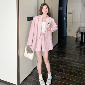 2025春季新款粉色高级感时尚麻料小西装外套女西服短裤子图片