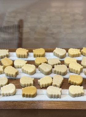 金膏玉鱼骨头配件手工DIY文玩手链项链隔珠饰品时尚配饰