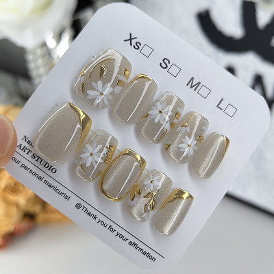 2025新款显白鎏金花朵手工甲