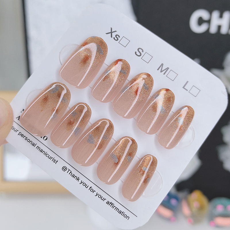 显白2025新款高级感渐变穿戴甲