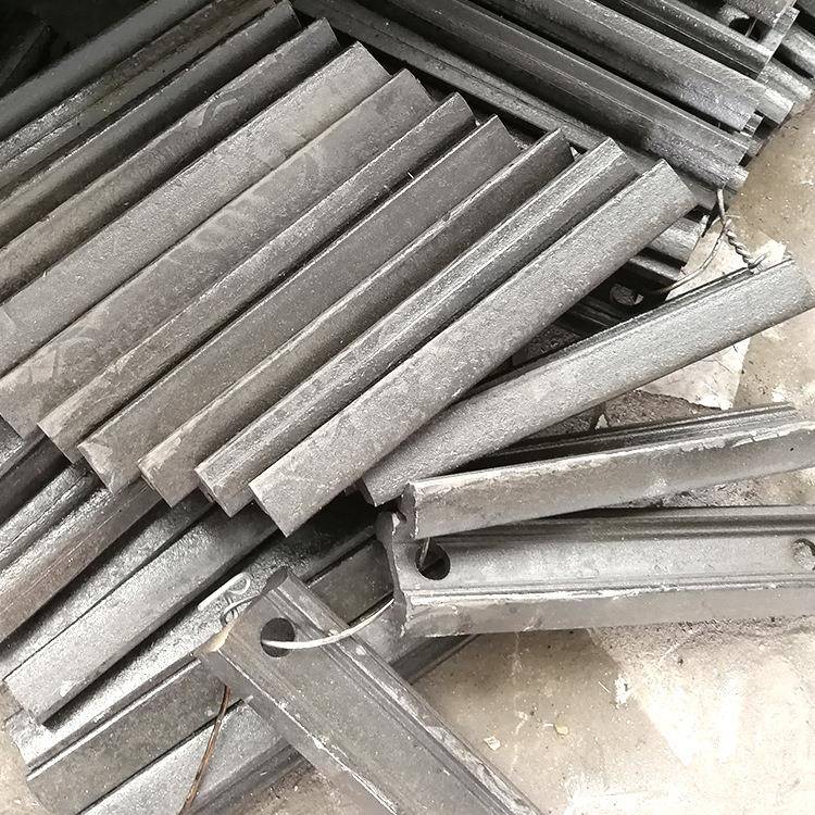 矿用刮板机输送机配件刮板 结构紧凑安装防便 刮板厂家