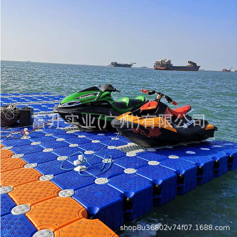 摩托艇游艇俱乐部浮筒码头  水上浮筒码头 泊位码头 冲锋舟 快艇