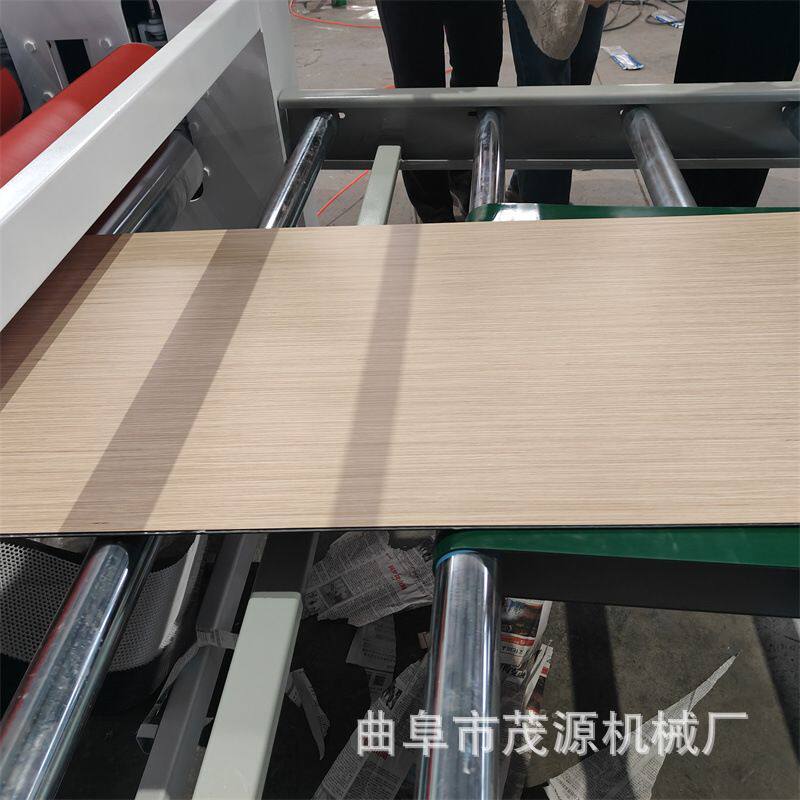 隔断板PVC膜覆膜机隔断板铝箔复合机 PUR热熔胶贴皮机