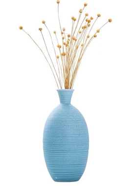 Contracted ceramic vases, small white is pure and fresh and