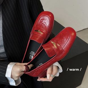 真皮乐福鞋女款2026新款英伦风一脚蹬金属装饰厚底通勤百搭单鞋女