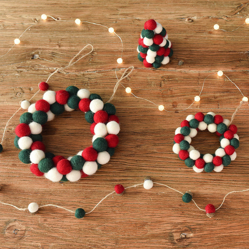 速发 花迷你圣诞树小型桌面摆件圣诞老人球串毡环圣诞节装饰