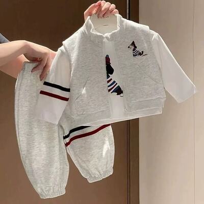 新款春秋男女童宝宝儿童韩版卡通马甲套装洋气休闲卫衣春秋三件套