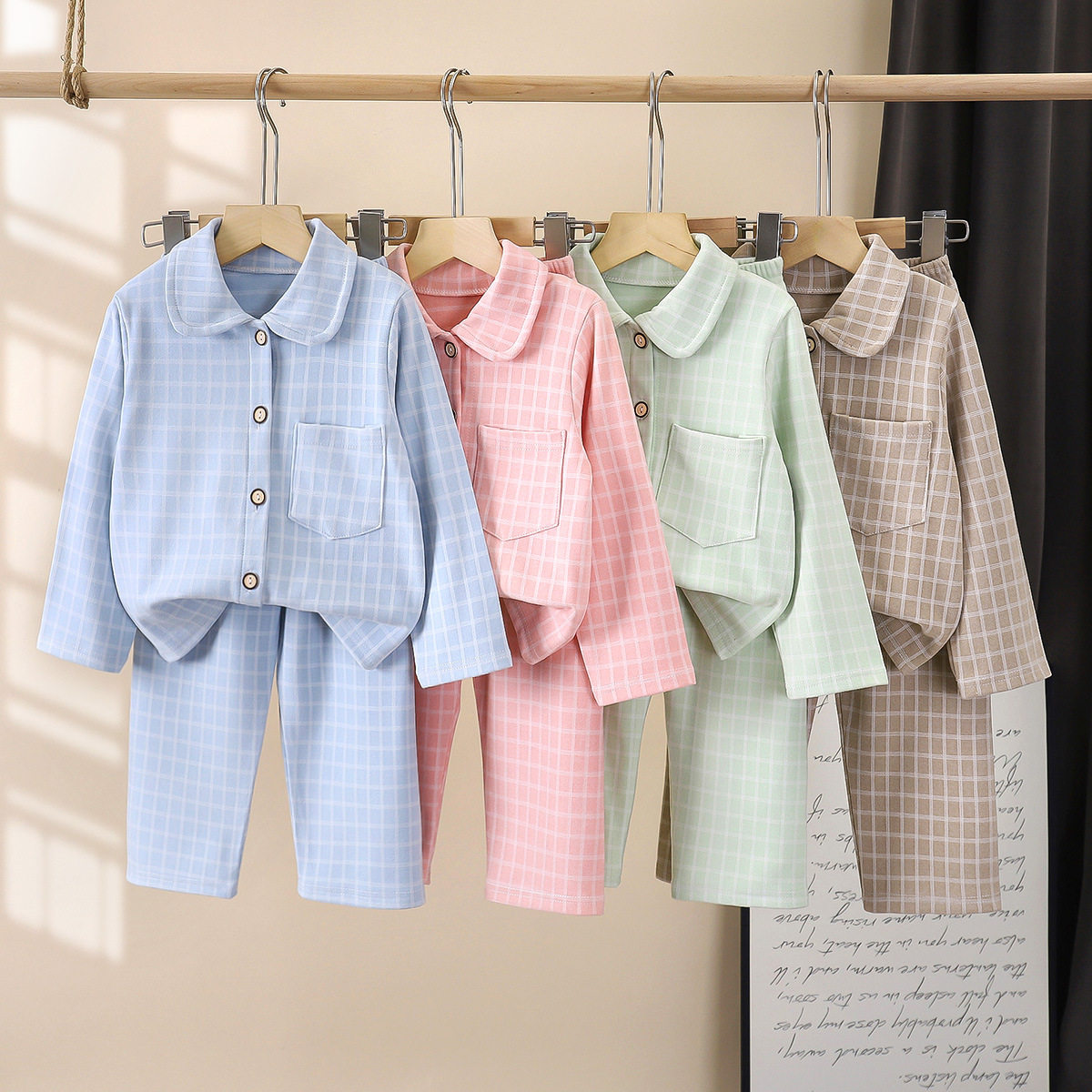 儿童家居服套装新款秋冬男女童翻领睡衣开衫套装德绒中大童装批发