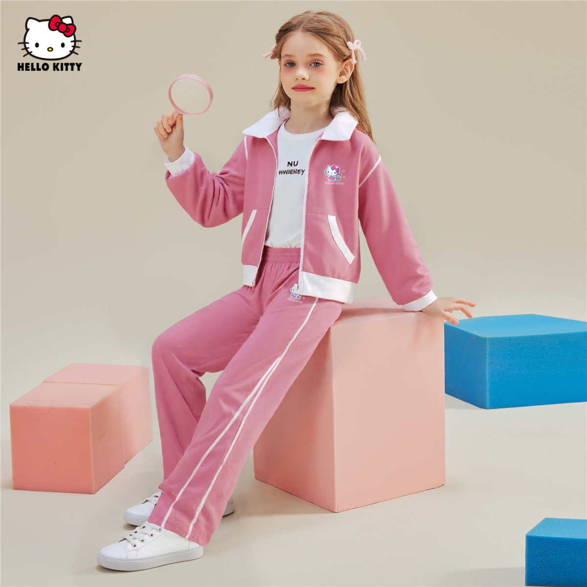 女童秋季套装2025新款凯蒂猫卡通丝绒休闲日常中大童装两件套