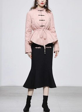 2025秋冬新款气质复古立领珍珠盘扣串珠高腰抽绳A摆羽绒服短外套