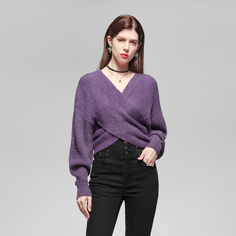 达菲时尚25年冬季新款V领套头毛衣宽松慵懒短款针织衫设计感上衣