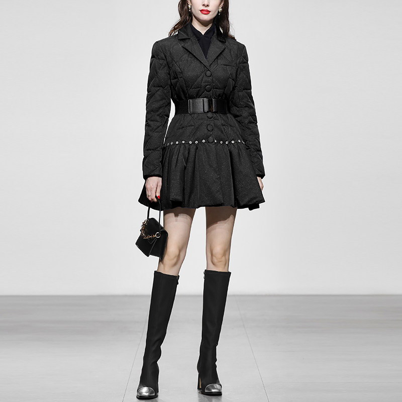 冬季女装2025新款黑色收腰中长款羽绒服时尚加厚修身白鸭绒潮