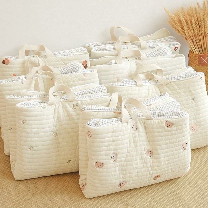 Ins厚款新生婴儿刺绣棉透气午睡折叠便携床垫幼儿园可机洗睡垫