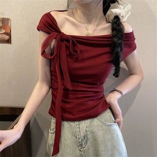 Off shoulder neck slimming top for women女士露肩挂脖修身上衣