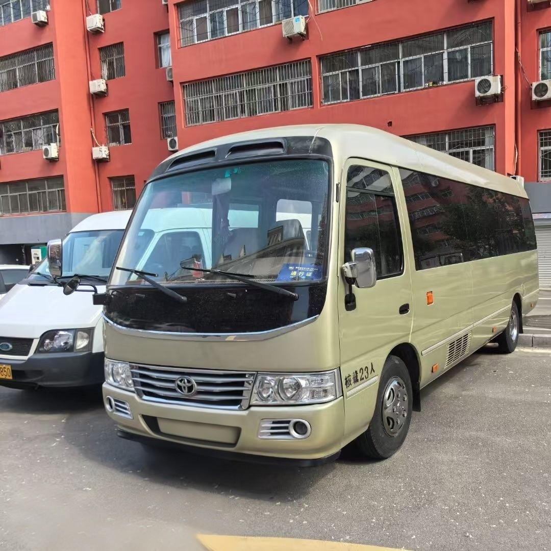 丰田考斯特13-23座商务接待车