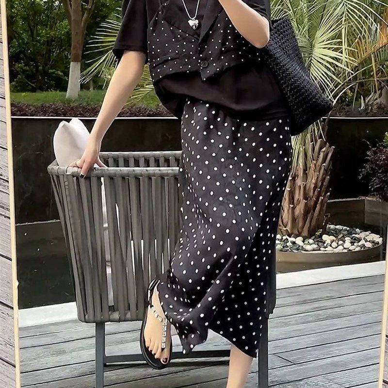 夏装搭配一整套时尚假两件设计感波点短袖t恤女腰宽松显瘦半身裙