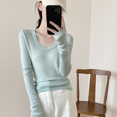 浅绿色U领针织打底衫女秋冬内搭可外穿秋季女装2025新款低领上衣
