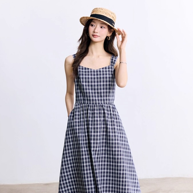 茵曼法式复古格子连衣裙2025夏季女装新款气质显瘦中长款A字裙子