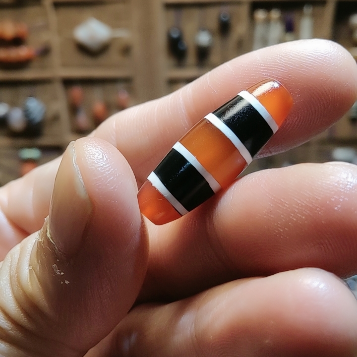 萨孟蚀花玛瑙线珠9.7X27.5满百包邮