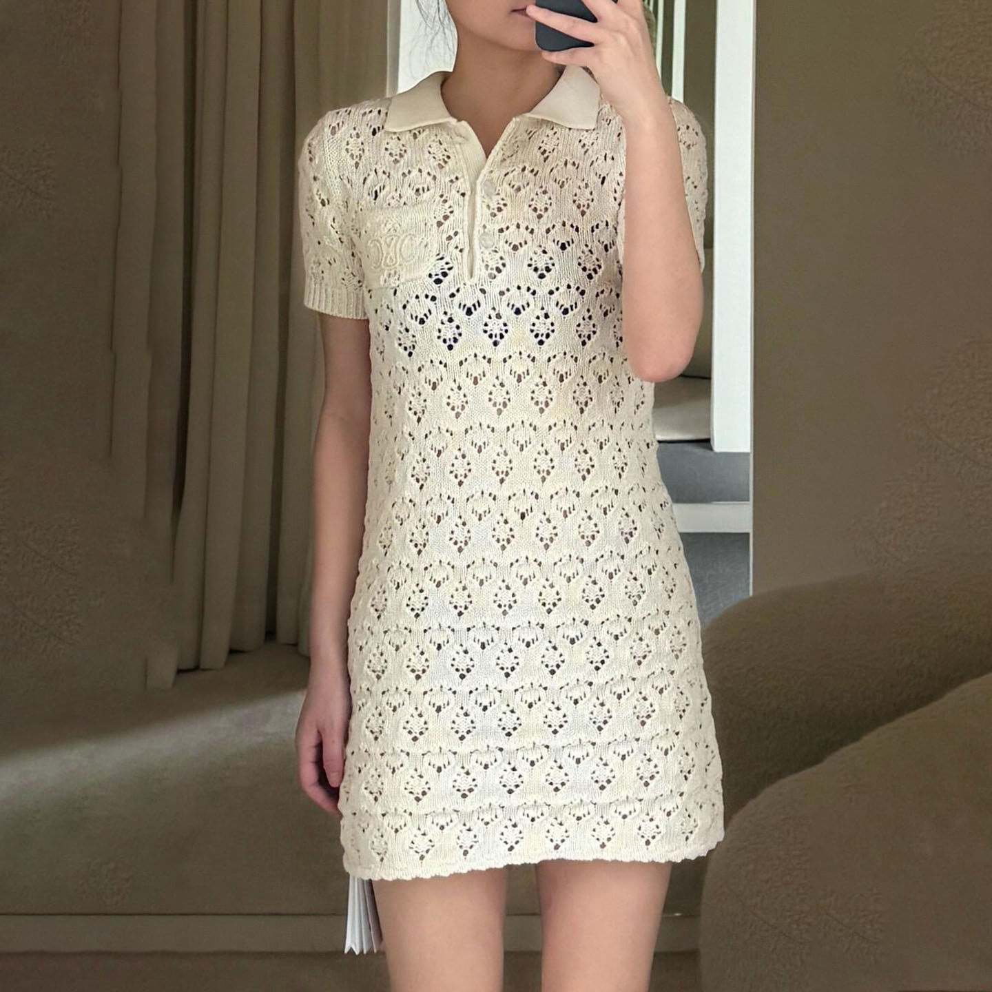 zui篙~优雅气质 纯棉胸口凯旋门刺绣口袋镂空翻领针织连衣裙 26年