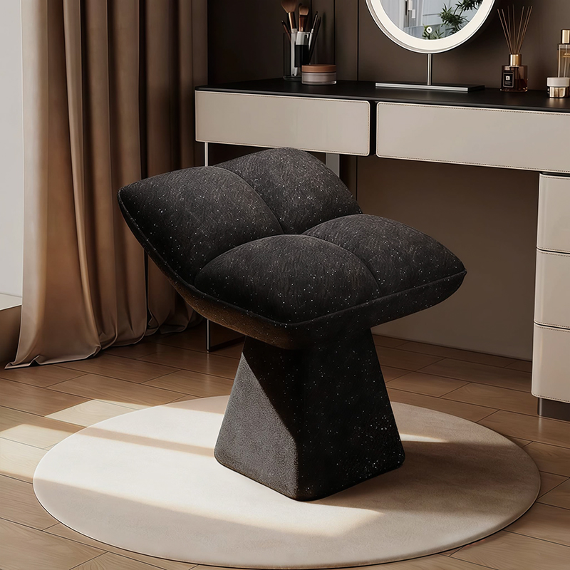 奶油风正方形梳妆凳设计师创意