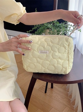 37263 糖果色简约大容量化妆包女可爱手拿包便携化妆品洗漱收纳包