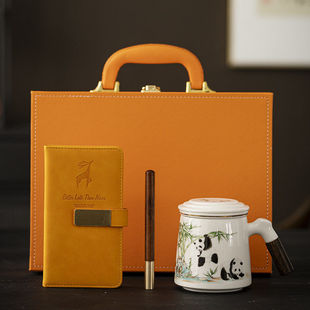 国礼熊猫陶瓷马克杯公杯带盖过滤茶水分离杯礼盒装房伴手礼品