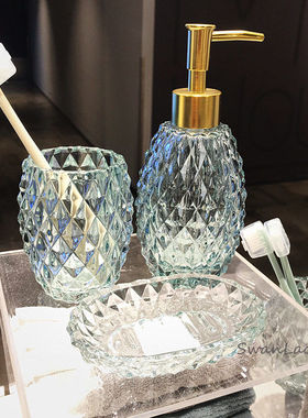 欧式玻璃浮雕水晶绿色北欧黄铜金色漱口杯乳液