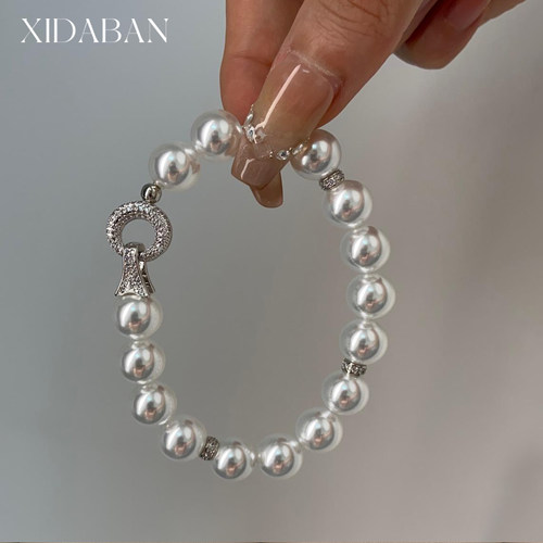 西大班人造澳白珍珠手链女龙形扣