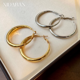 赵露思许我耀眼同款 素圈耳环小众轻奢高级感简约设计金属大耳扣女