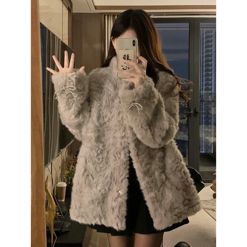 小香风羊羔毛外套女冬季加厚新款洋气皮草一体高级感毛绒绒棉服潮