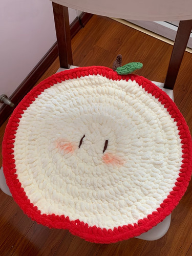 diy钩针毛线编织苹果坐垫材料包自制礼物送朋友闺蜜垫子小毯子