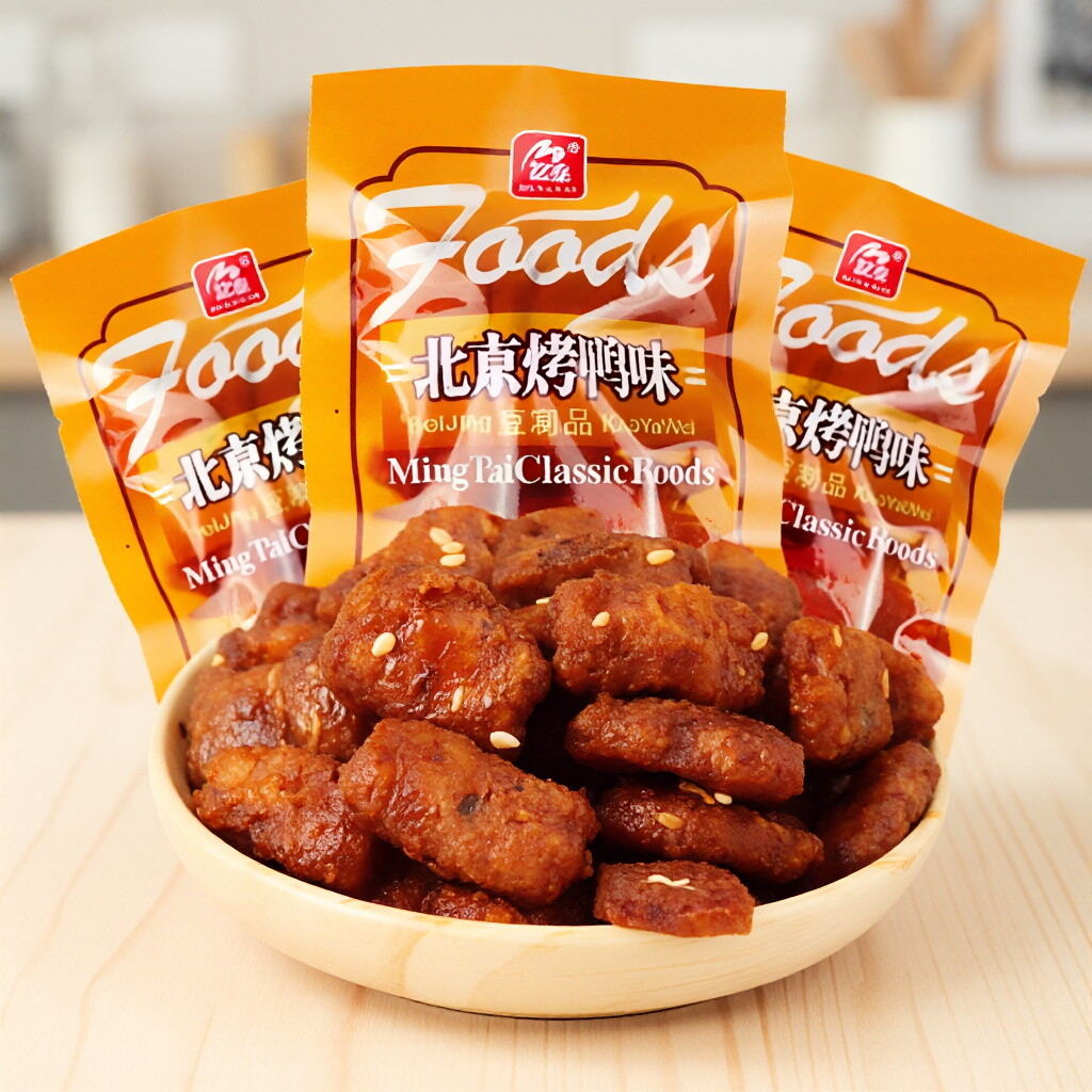 北京烤鸭味辣条80后儿时怀旧麻辣条小零食辣片休闲素食豆制品