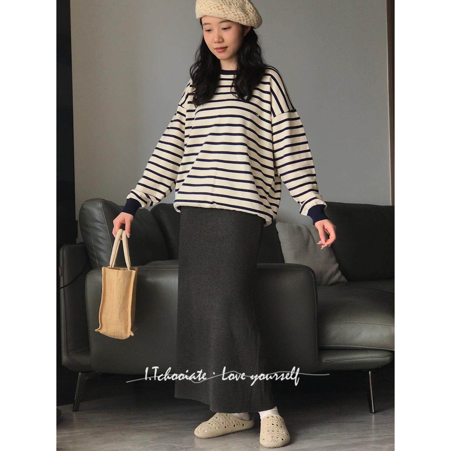 I.Tchooiate灰色a字半身裙女秋季新款垂感直筒针织裙森系百搭宽松