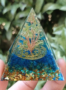 跨境爆款水晶碎石金字塔摆件家居树脂滴胶手工艺品办公室装饰