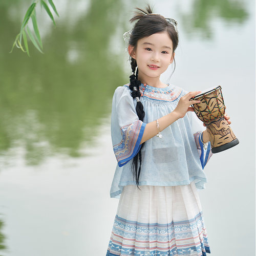 十三余童装[晨雾]新中式汉服套装女童2025夏季新款圆领上衣马面裙