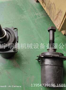 销售推土机D85SD16驾驶室减韧器全车配件