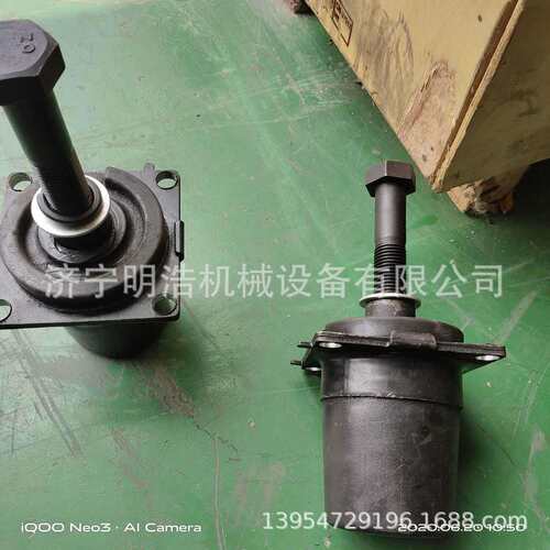 销售推土机D85SD16驾驶室减韧器全车配件