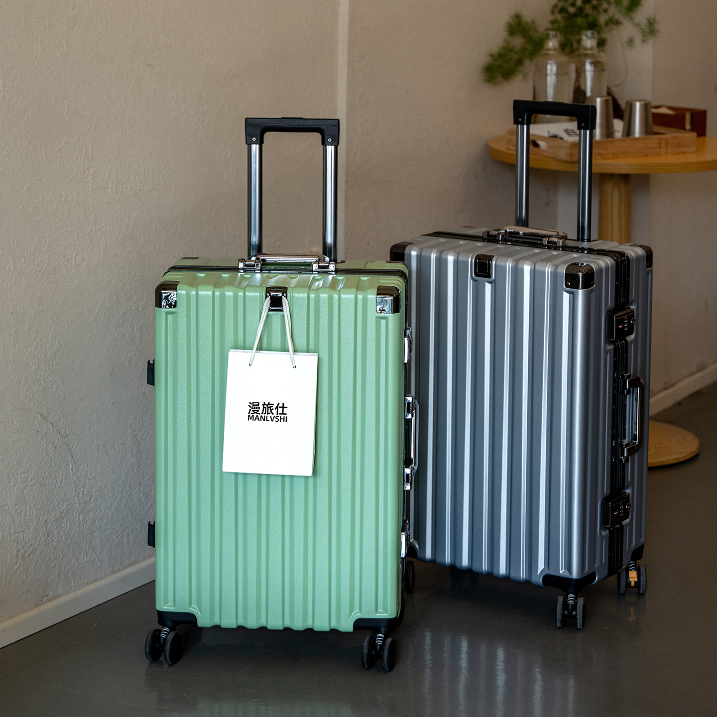 行李箱男生2025新款24寸拉杆箱女