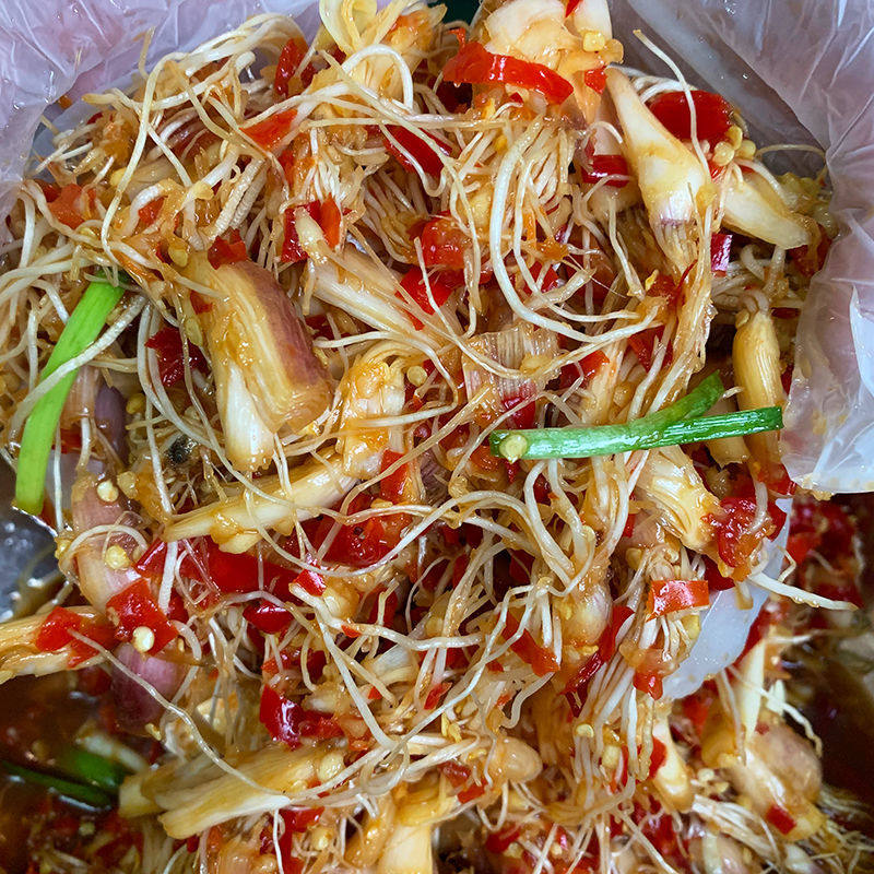 !大蒜根须新鲜大蒜须辣椒酱大蒜苗杆开胃小菜速食下饭咸菜蒜头腌