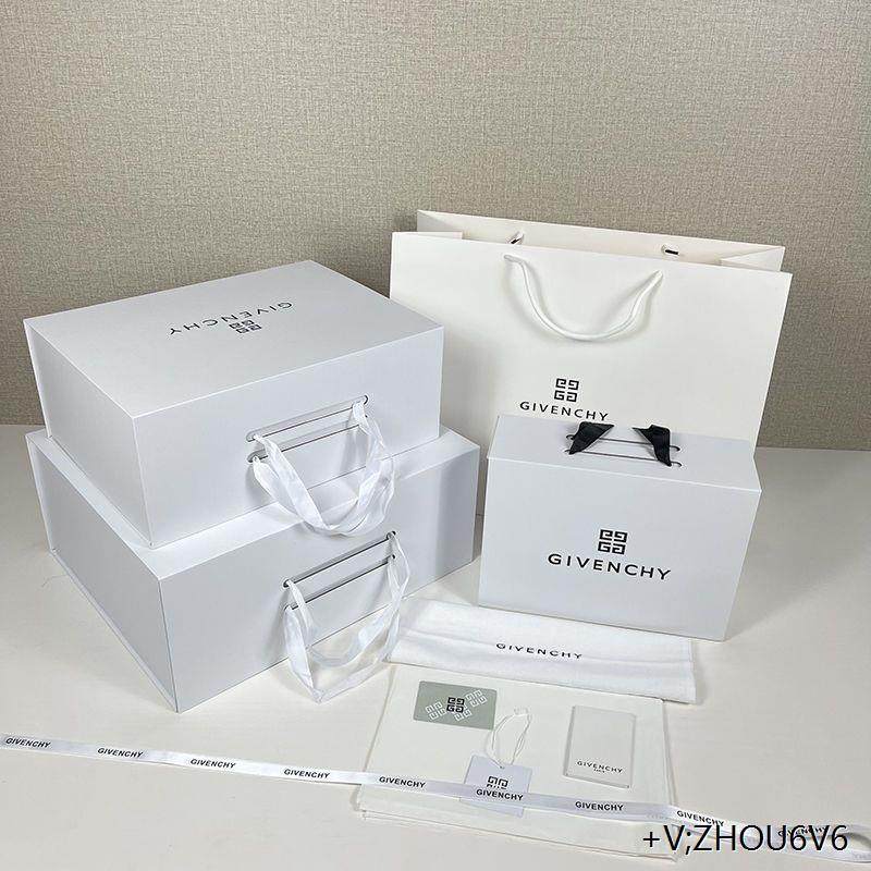 简约白色礼品包装盒子袋子鞋盒包包盒衣服围巾盒皮带盒香水盒空盒